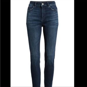 DL1961 Chrissy Instasculpt High Rise Skinny Jean
